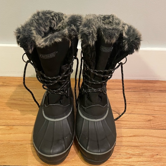 Khombu Shoes - Khombu Black and Gray Women's Winter Boots